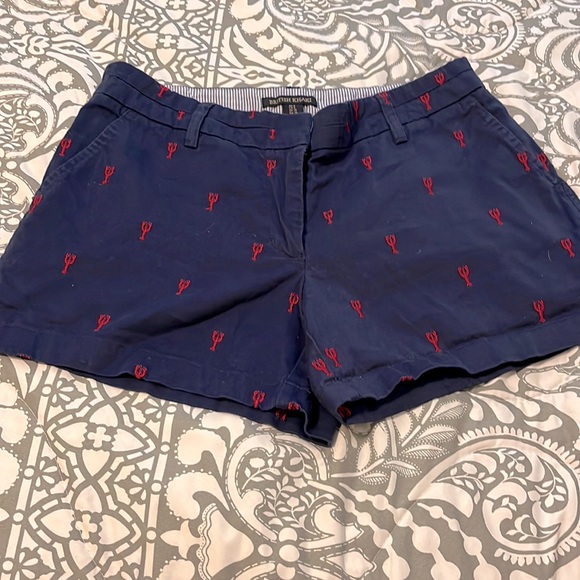 Ladie’s British Khaki Lobster Shorts. Size 6 - Picture 3 of 8